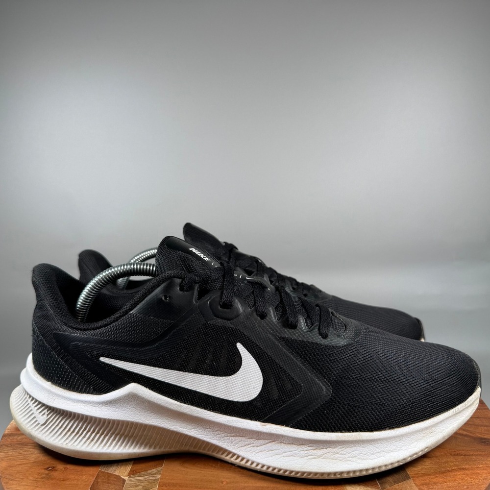 Nike Downshifter 10 Mens Running Shoes Black White CI9981-004 Size 10.5